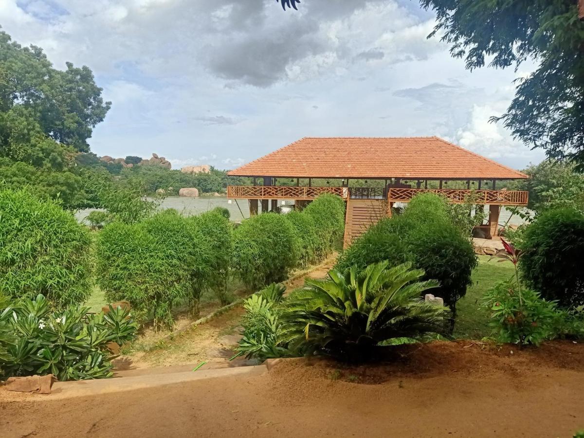 Leo Wodden Resort هامبي المظهر الخارجي الصورة