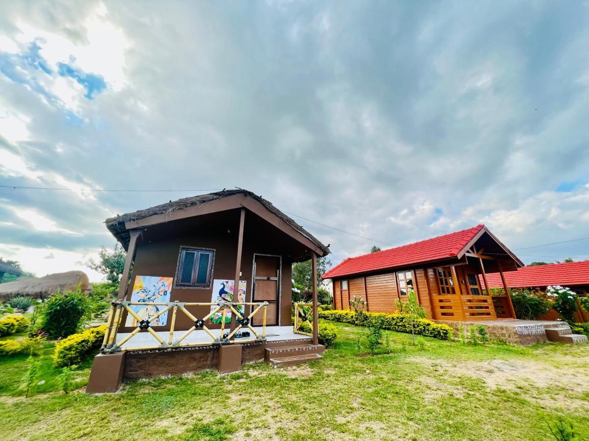 Leo Wodden Resort هامبي المظهر الخارجي الصورة