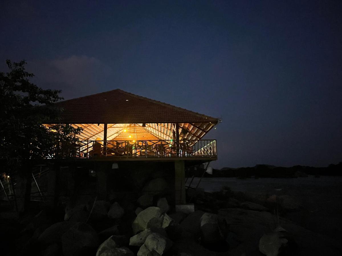 Leo Wodden Resort هامبي المظهر الخارجي الصورة