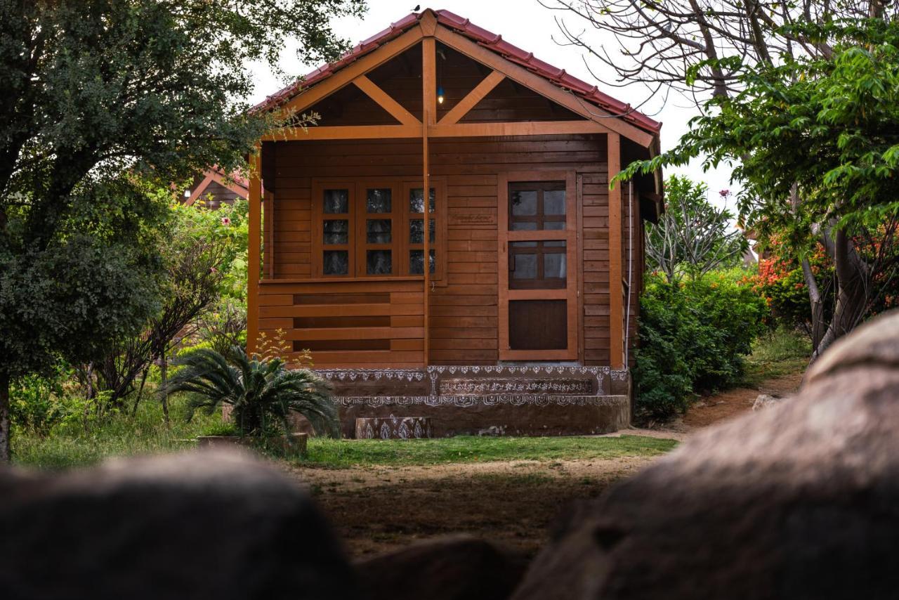 Leo Wodden Resort هامبي المظهر الخارجي الصورة