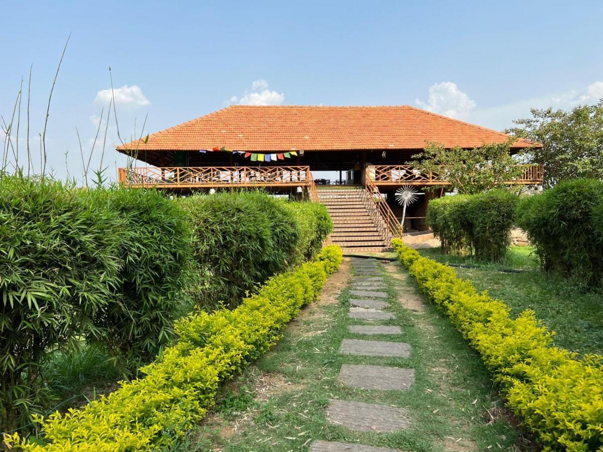 Leo Wodden Resort هامبي المظهر الخارجي الصورة