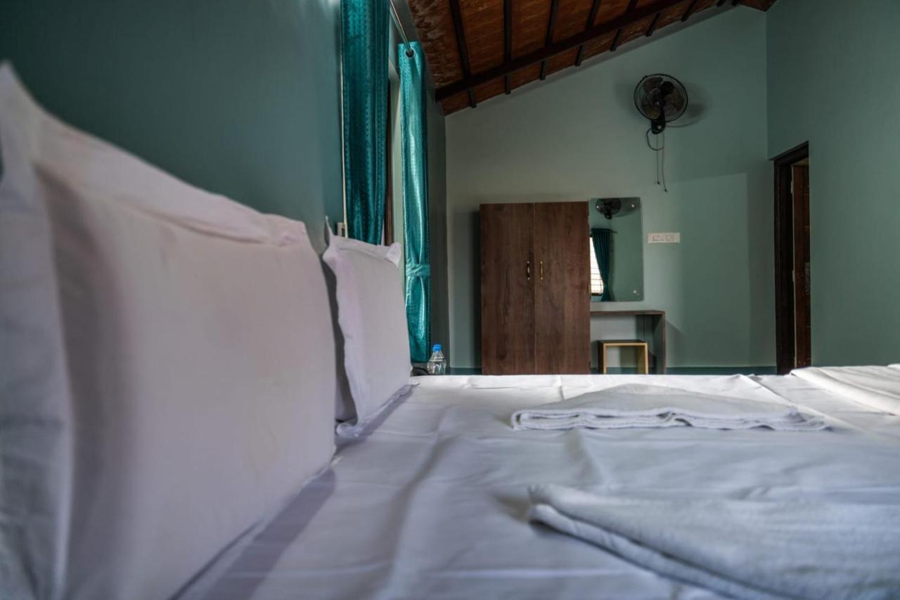 Leo Wodden Resort هامبي المظهر الخارجي الصورة